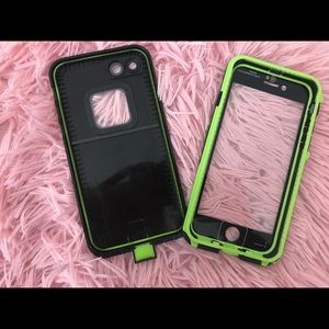 LifeProof Accessories - Black & Green LIFEPROOF Brand Case IPhone 7 LifeProof Accessories - Black & Green LIFEPROOF Brand Case IPhone 7